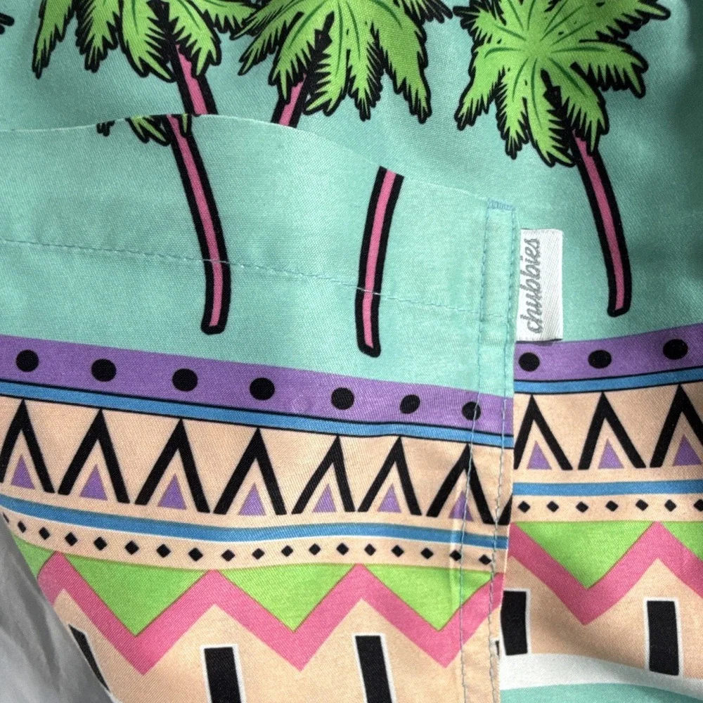 Chubbies Mens XL Multicolor Tropical Parrot Palm Tree Swim Trunks Lined Pockets